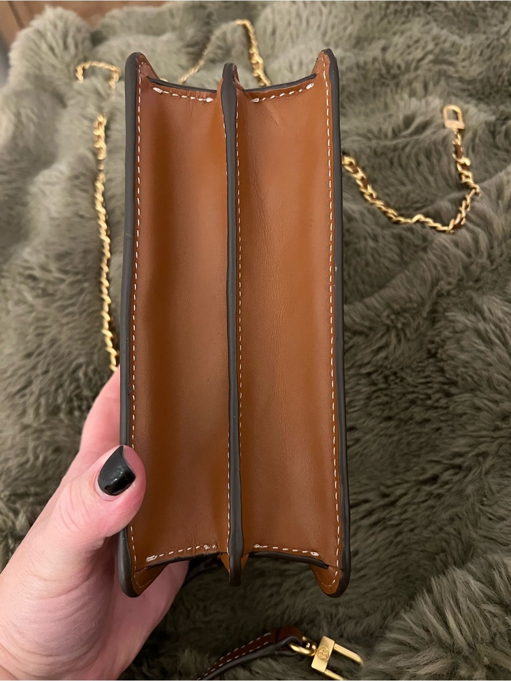 NWT Tory Burch Cream Britten Crochet Crossbody with Tan Leather Trim - Picture 5 of 16